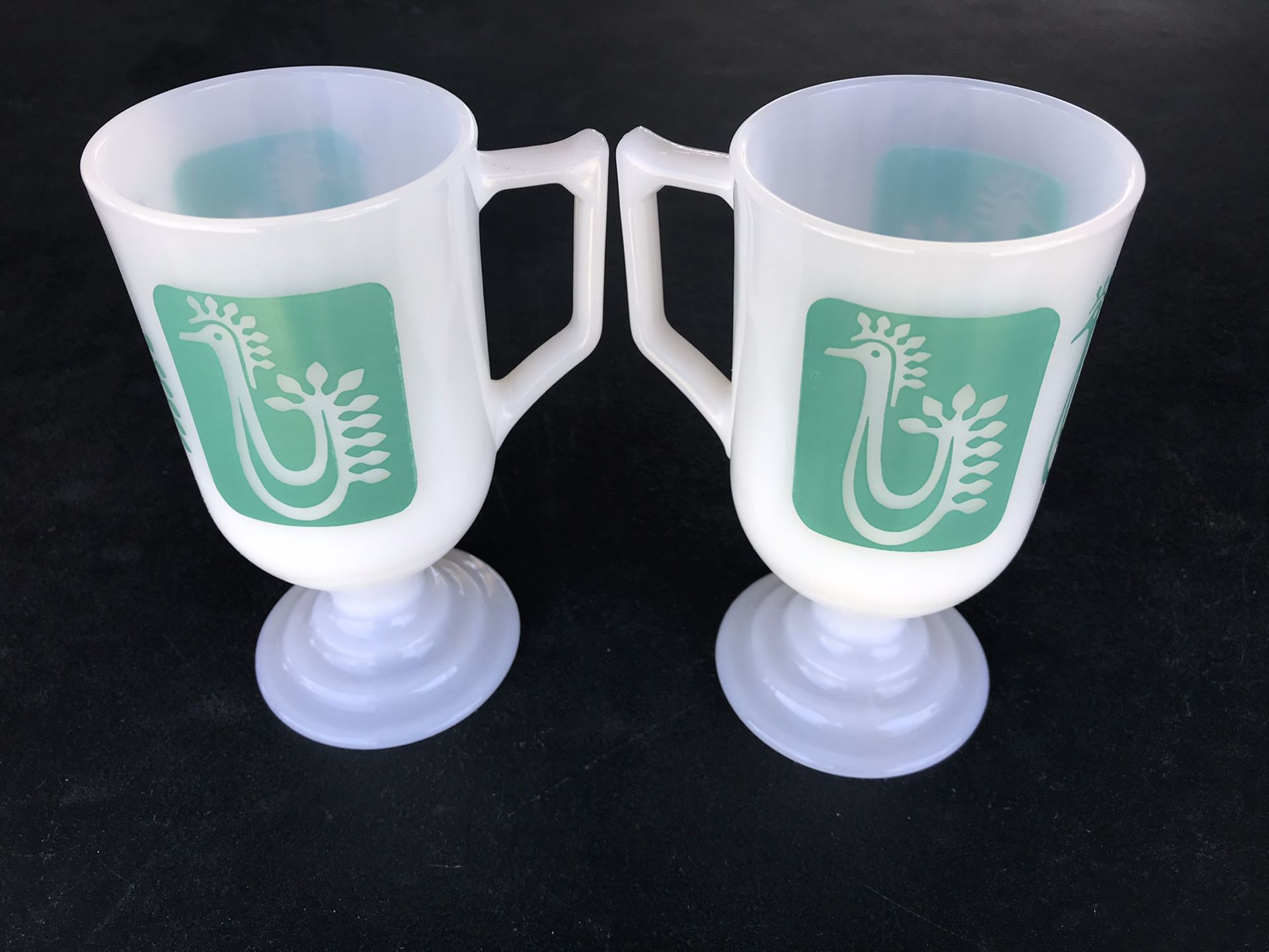 Vintage Federal glass rooster mid century modern coffee cups Pyrex