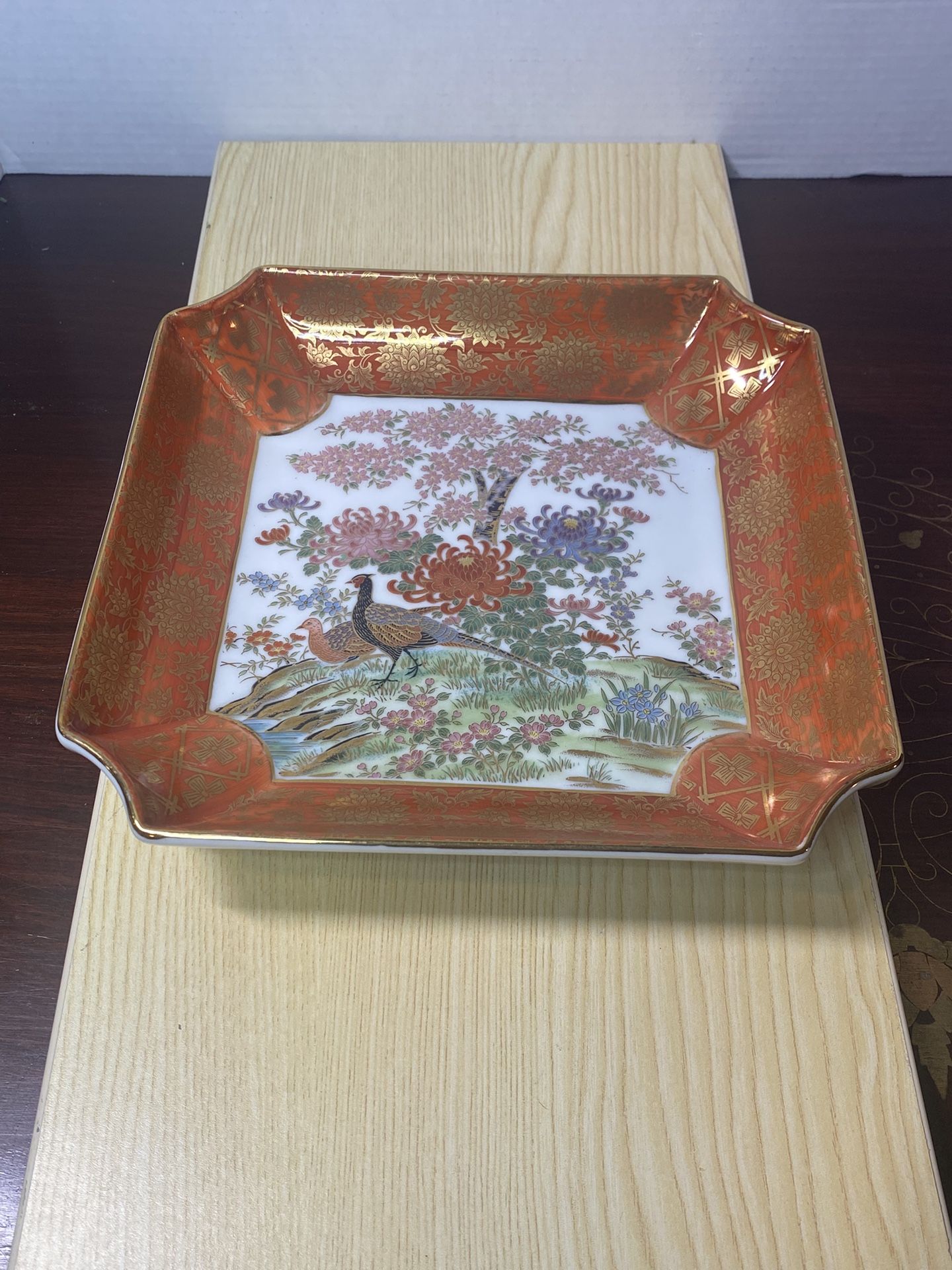 Vintage Toyo Japan Square Dish/bowl With Pheasants And Beautiful Floral Design With Red And Gold Trim