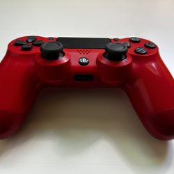 PlayStation 4 Controller (red)
