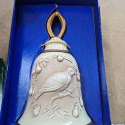JIM BEAM musical Bell Decanter 