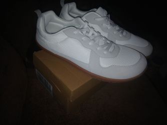 Size 11.5 men's shoes I've 11.5 men shoe