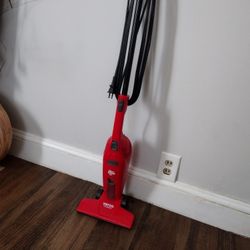 DIRT DEVIL STICK VACUUM 