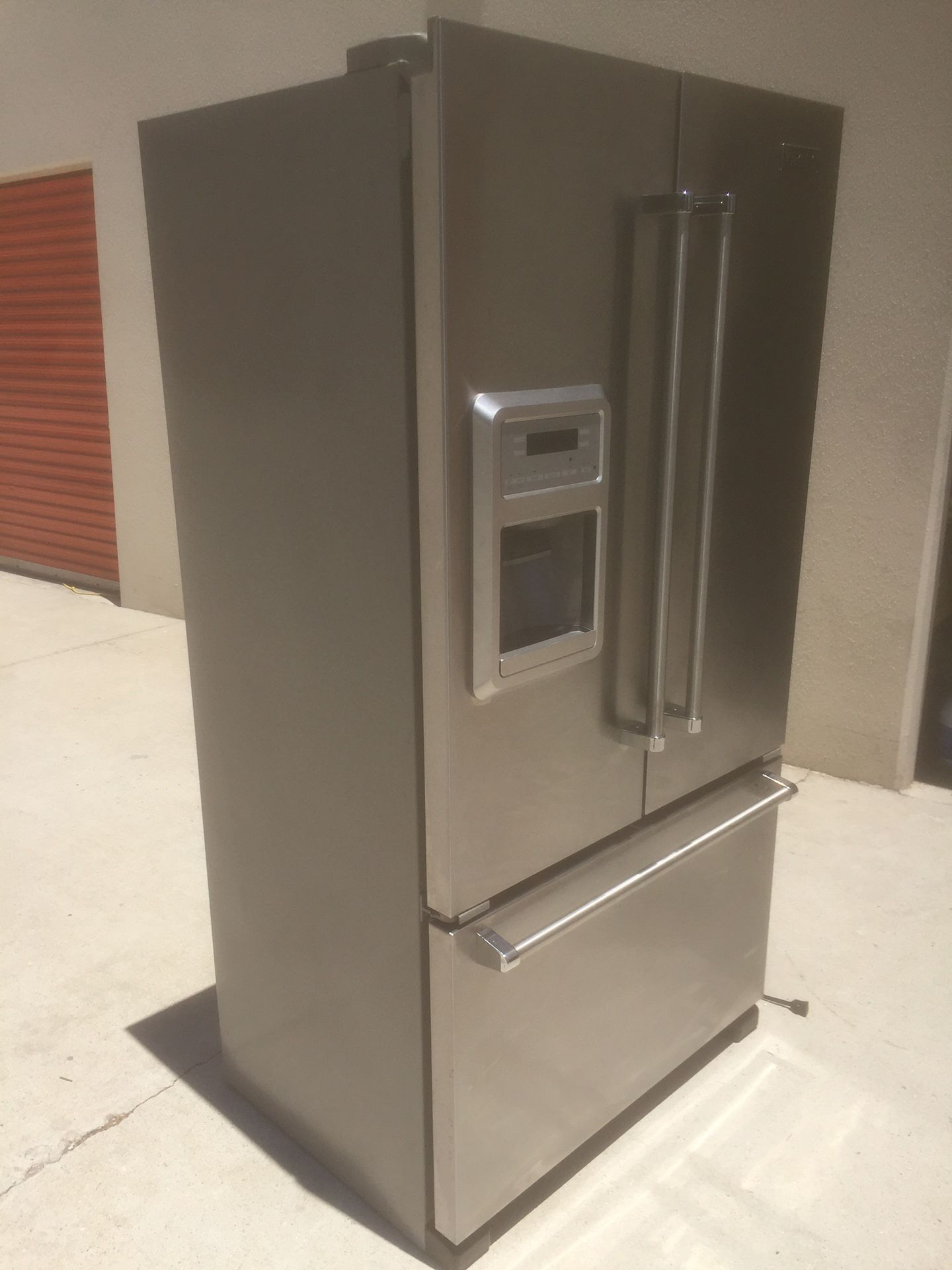 36" Viking fridge for Sale in Burbank, CA OfferUp