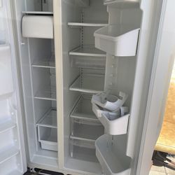Refrigerator(Frigidare)