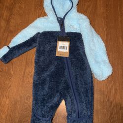 Baby Boy The North Face 3-6 M Fleece Body Suit Nwt