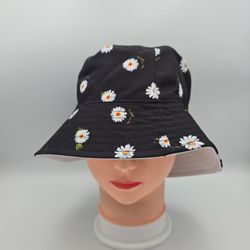 Women's Alice + Olivia  By Stacy Bendet Reversible FloralBucketHat