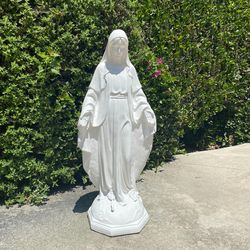 Blessed Mother Mary Statue