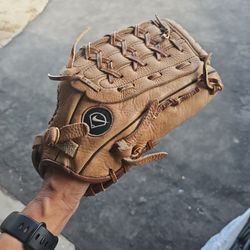 Youth Baseball Glove