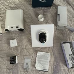 ARLO 4k UHD 1 Camera Full System