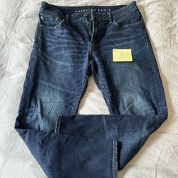 American Eagle men jeans size 32x30 slim straight, Next level flex-New