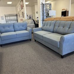 Grey Sofa And Love Seat Set ✅ Financing Available - Bad or No Credit Accepted ✅ 
