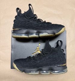 Nike Air Lebron 15 XV Metallic Gold men’s size 9 basketball shoes Rare!