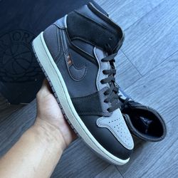 Jordan 1 Mid Inside Out
