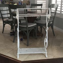 Towel /blanket Rack