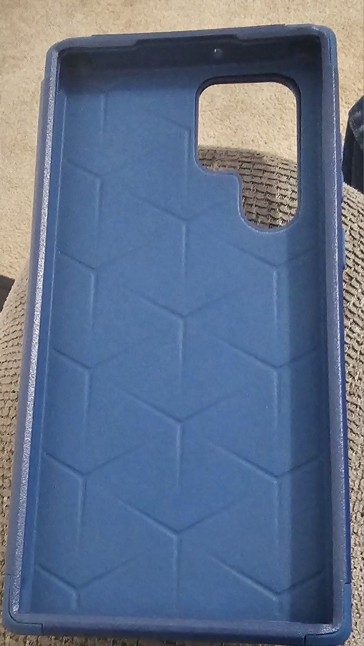 Samsung Galaxy ultra 23 case with pop socket.