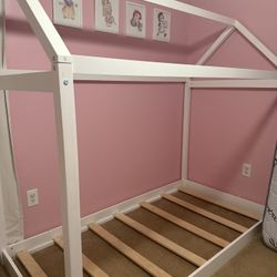 Twin Floor Bed And Mattress 