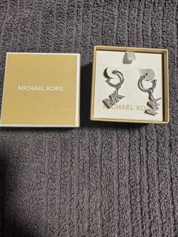 MK Earrings
