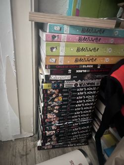 Books. Heartstopper 1-4 Demon Slayer 1-15
