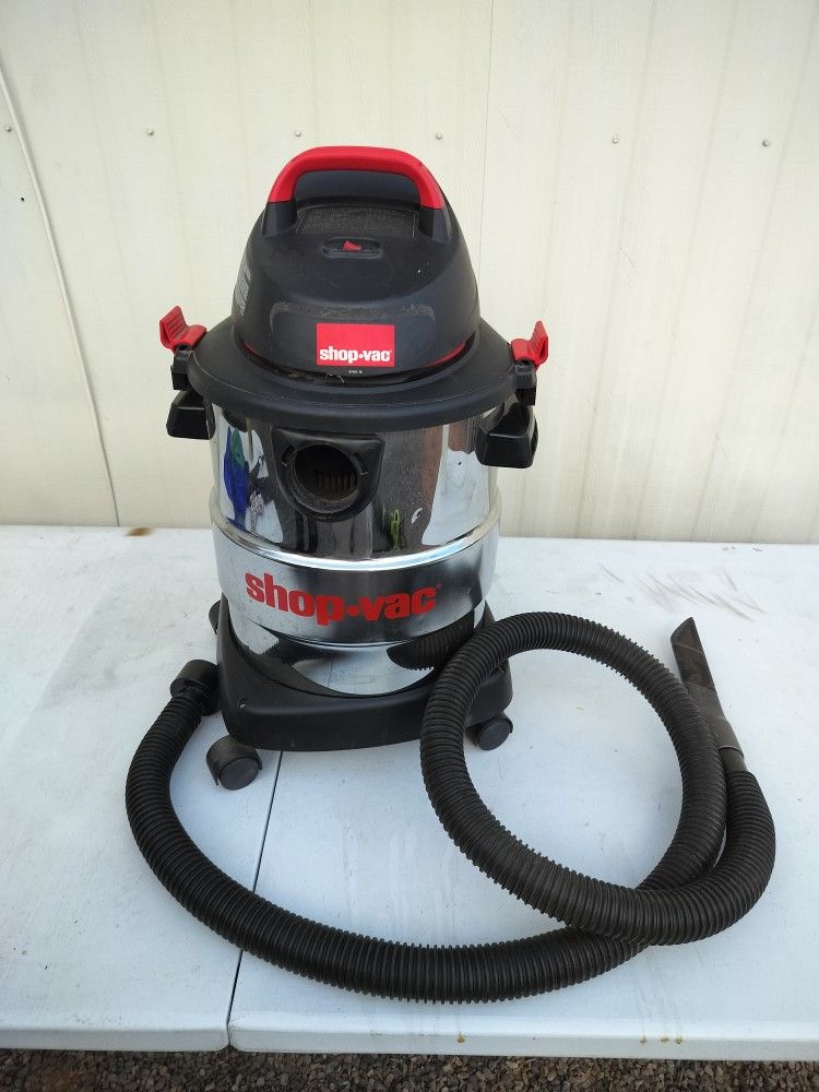 Shop Vac / Wet & Dry 6 Gallons