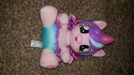My lil pony baby. Talks, feed it and more