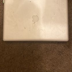 Apple Laptop 