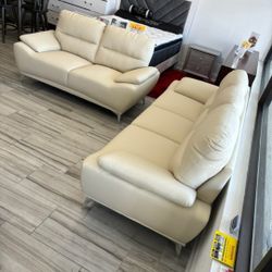 *Summer Closeout Sale!!!*---Charming Valencia Beige Leather Sofa/Loveseat Sets---Delivery And Financing Available🫡