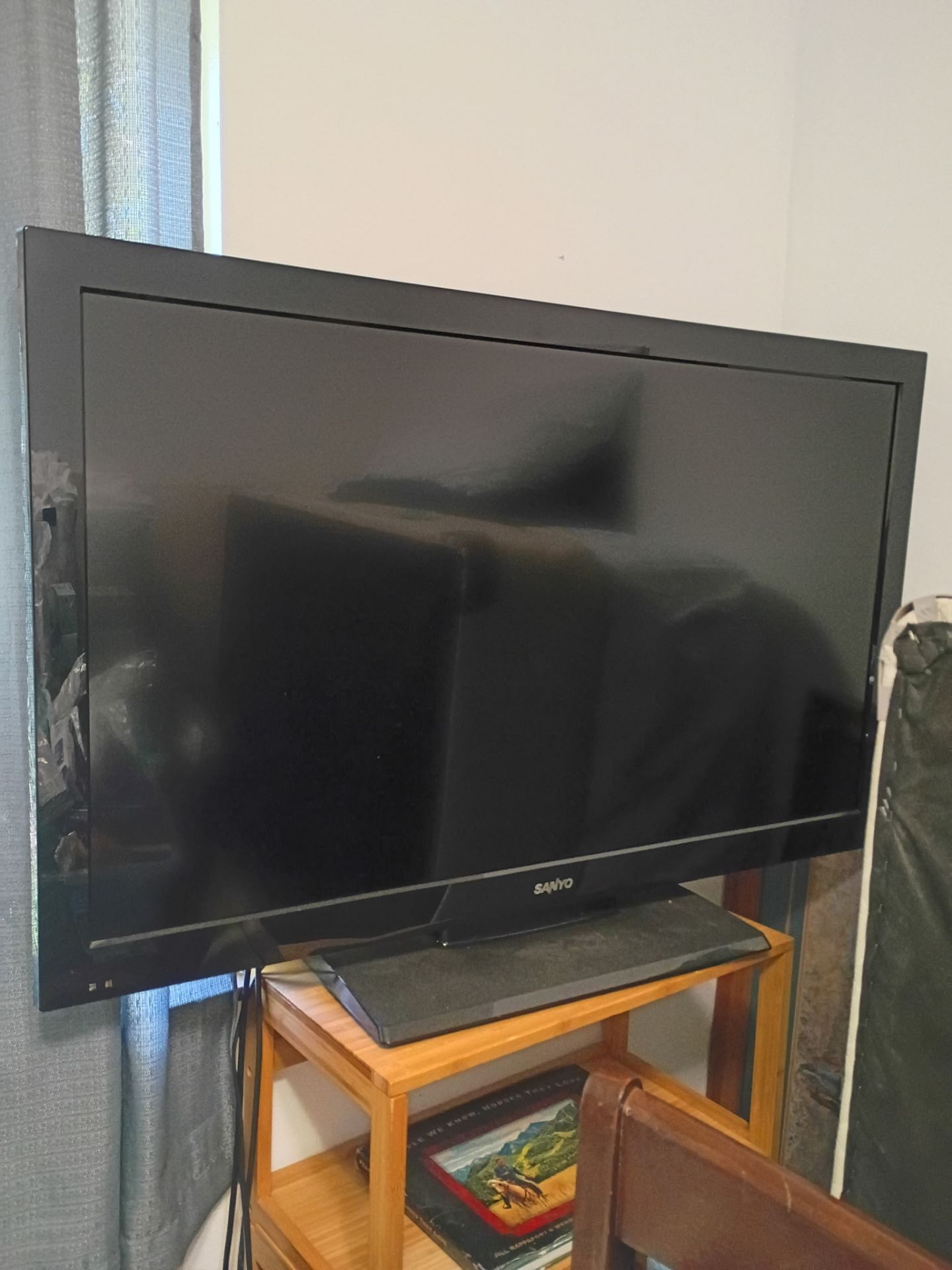 46 inch tv