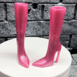 Bratz Girlz Really Rock Long boots COLOR: White shimmer creamy pink metallic