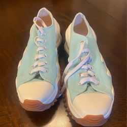 NEW Converse unisex M 7, W 8.5