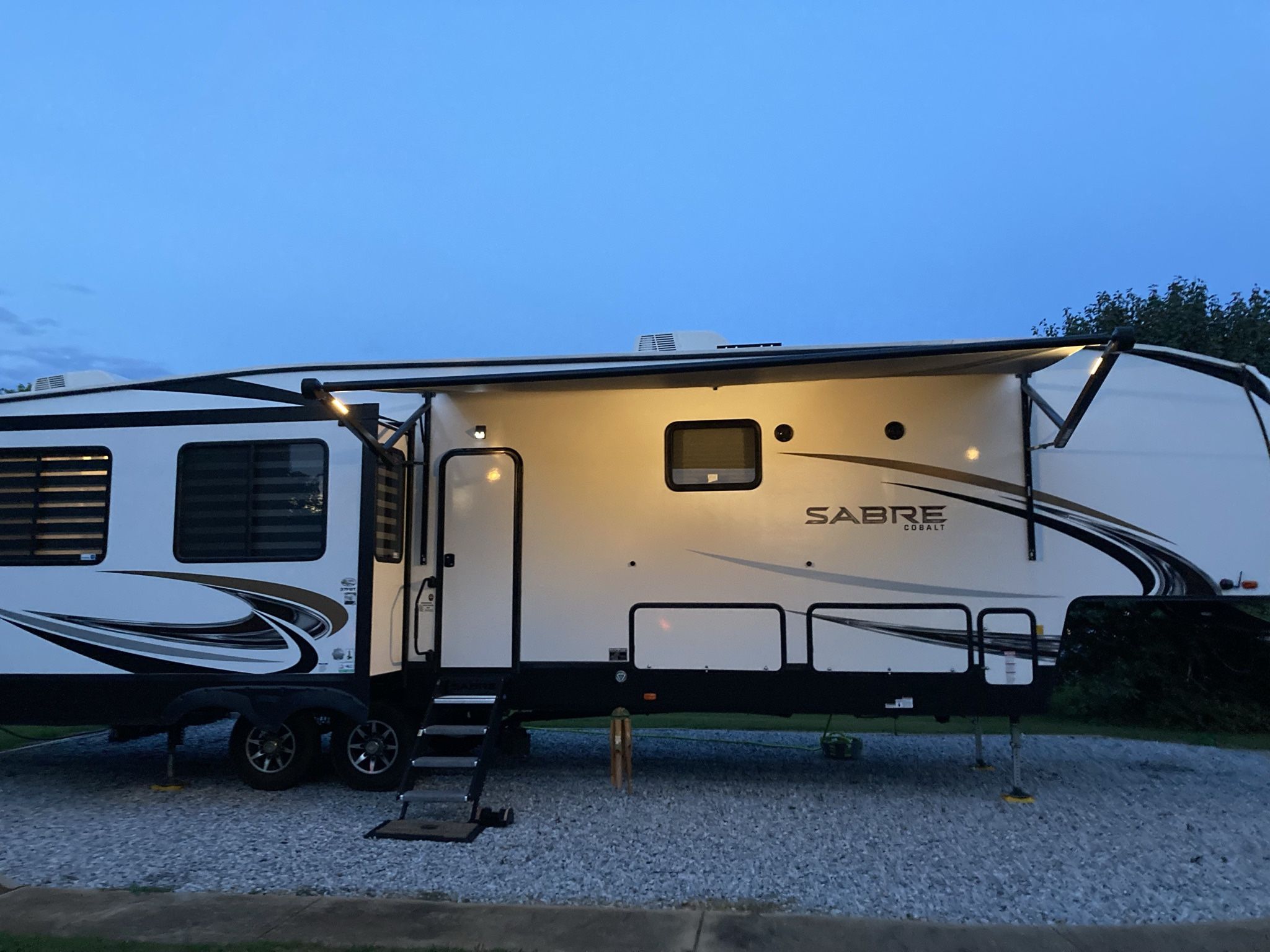 2021 Forest River Sabre 37FBT