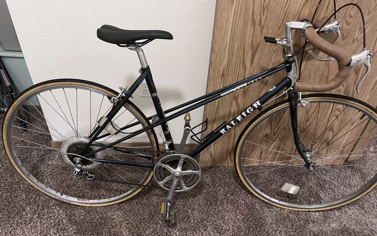 1985 Women’s Raleigh Marathon Bicycle