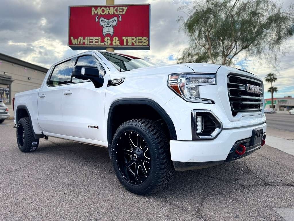 20x10 FUEL OFF ROAD
275/55/20 ATTURO XT
