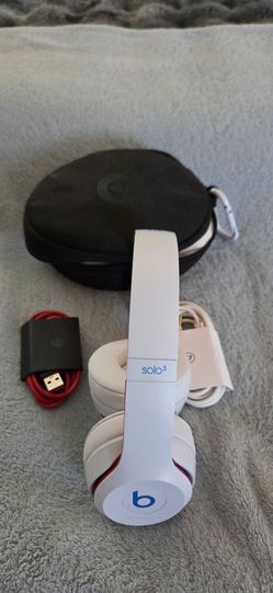 Beats Solo 3 Wireless Headphones