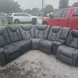 Sectional Recliner 