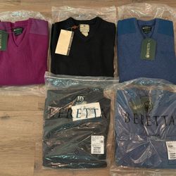 NWT Beretta Classic V Neck Sweaters