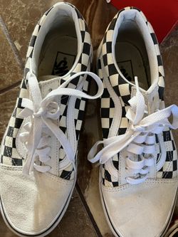 Vans Checkered Women Size 8