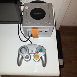 GameCube Console With Controllers