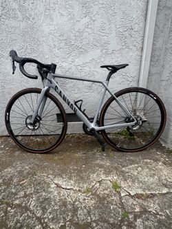 2024 Canyon Ultimate C F SL Carbon Roadbike