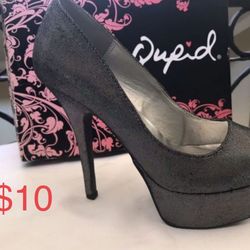 Party Silver high heels 5” Size 8 