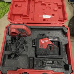 Milwaukee Láser Level 360 