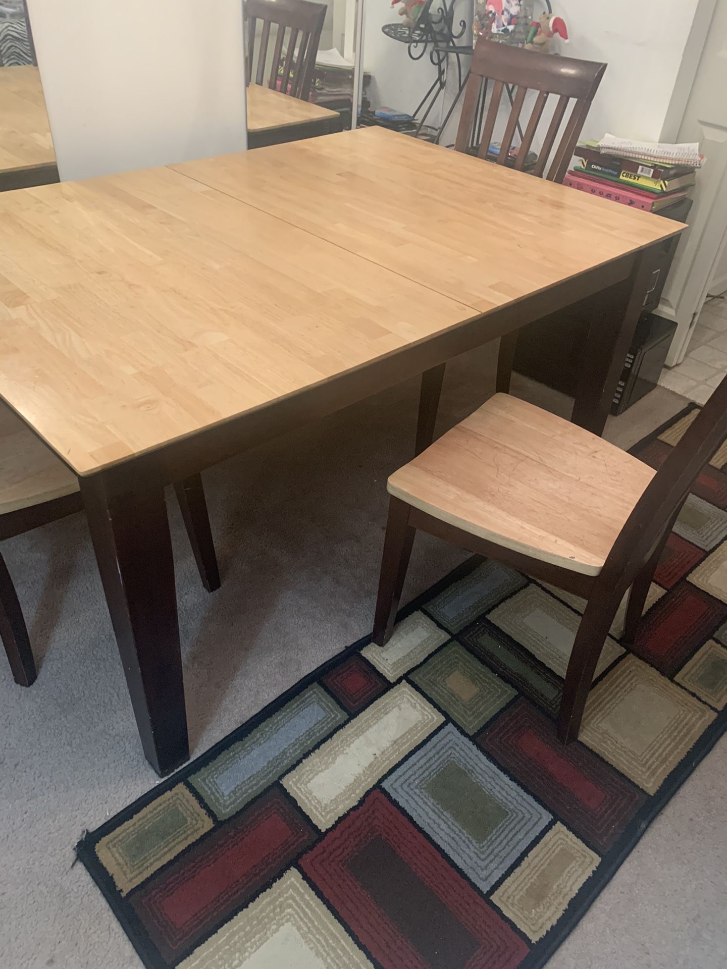 Extendable wood two tone dining table w/chairs