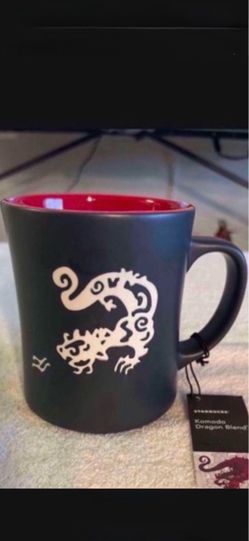 CA. STARBUCKS KOMODO DRAGON 16 OZ. 2011 CUP. NO LOW BALL OFFERS. FIXED PRICE.