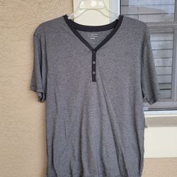 NEW with TAG...MEN'S SIZE XL SHORT SLEEVE CASUAL SHIRT by "ATTENTION"