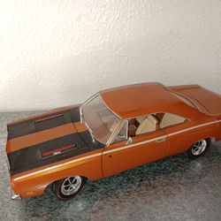 Rare 1969 Plymouth road runner (By ERTL)