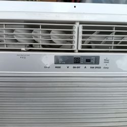 This Is A Frigidaire 28,000 BTU Window Air Conditioner The Largest Window Air Conditioner You Can Buy I Paid $$950 For It Cools Up To Five Rooms