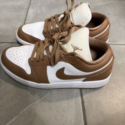 Women’s Nike Air Jordan 1 low
