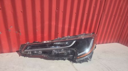 Toyota Corolla LE XLE Headlight Left Driver Side 2020-2025