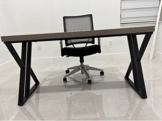 Modern Desk Table