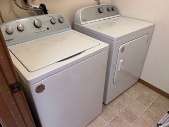 Whirlpool washer and Electric dryer
