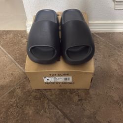 Adidas Yeezy Slide Onyx 8M